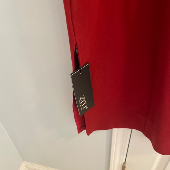 ZIYI RED 3/4 SLEEVE DRESS WITH TAGS SIZE WOMENS S - Picture 2 of 2